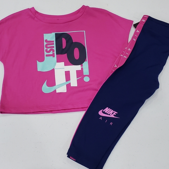 🆕️ Nike Boxy Tee - Picture 7 of 10